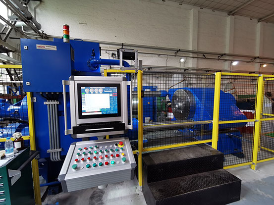 航天200噸慣性摩擦焊機(jī)